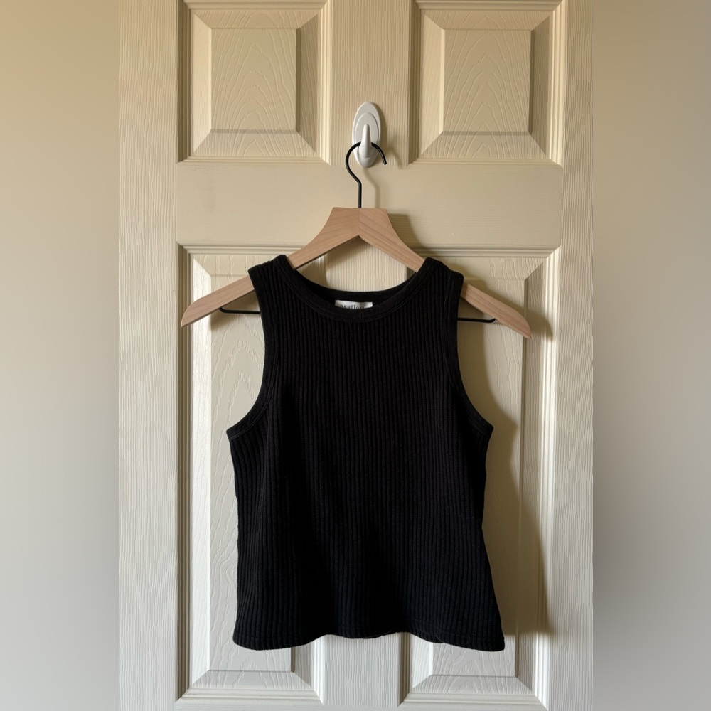 Neuflora Lucia Tank — Black